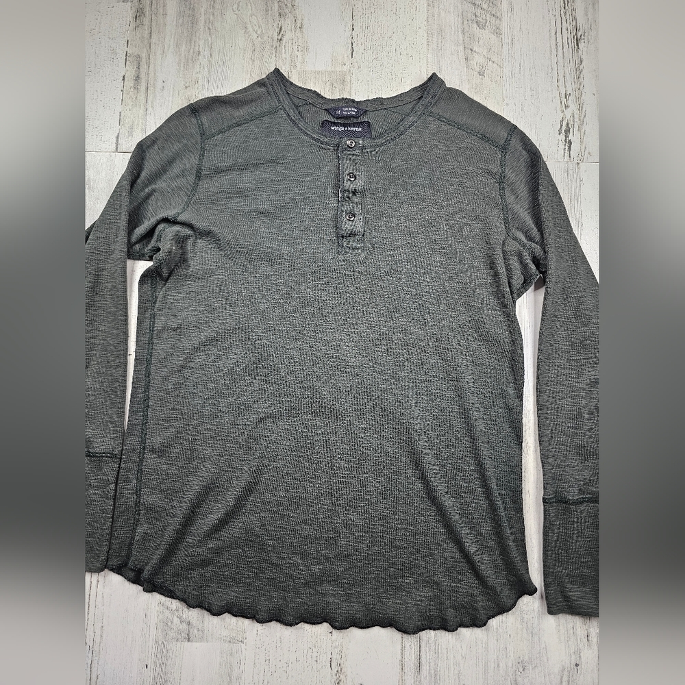 Wings + Horns Long Sleeve Dark Green Henley Shirt Men's Size L